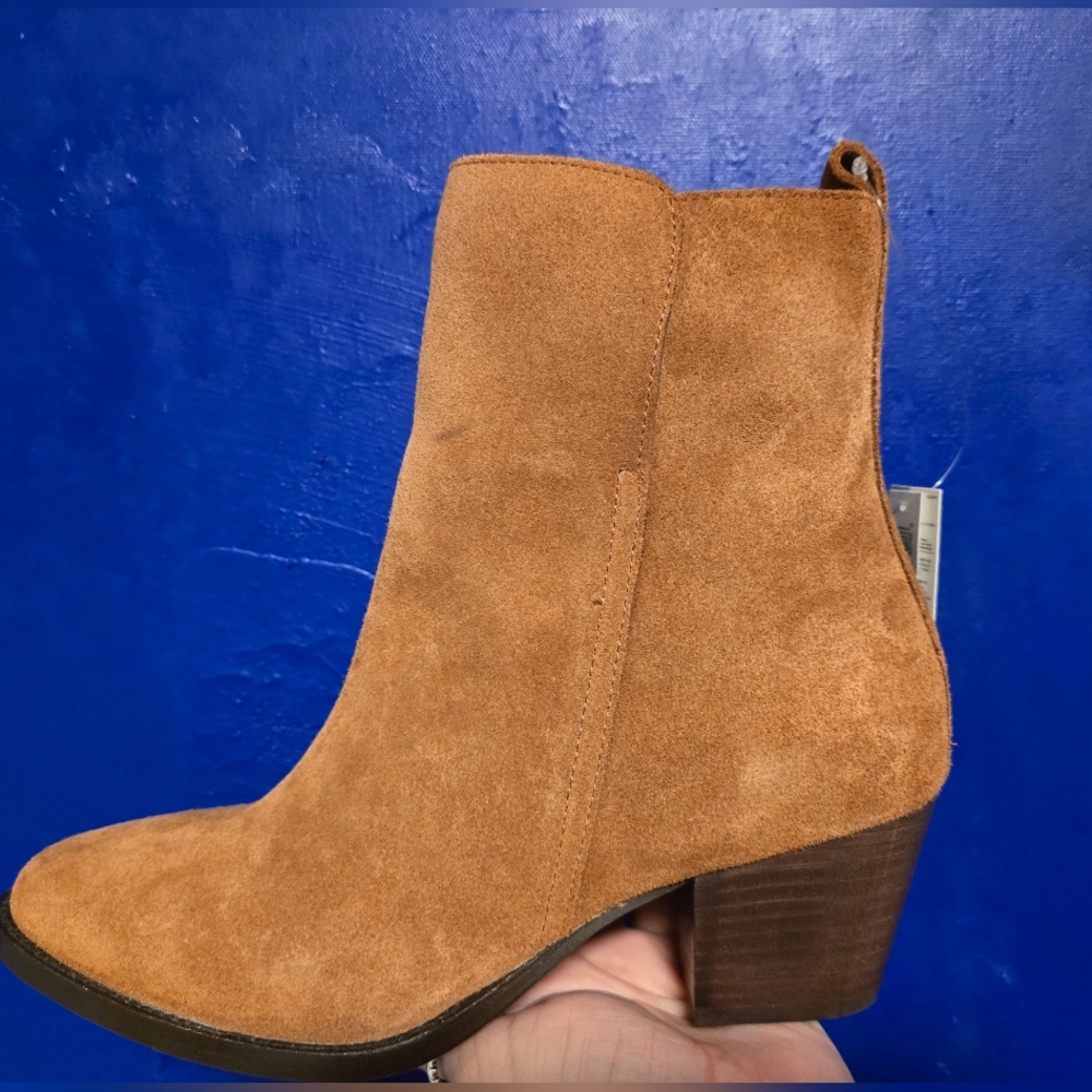 Leather boots